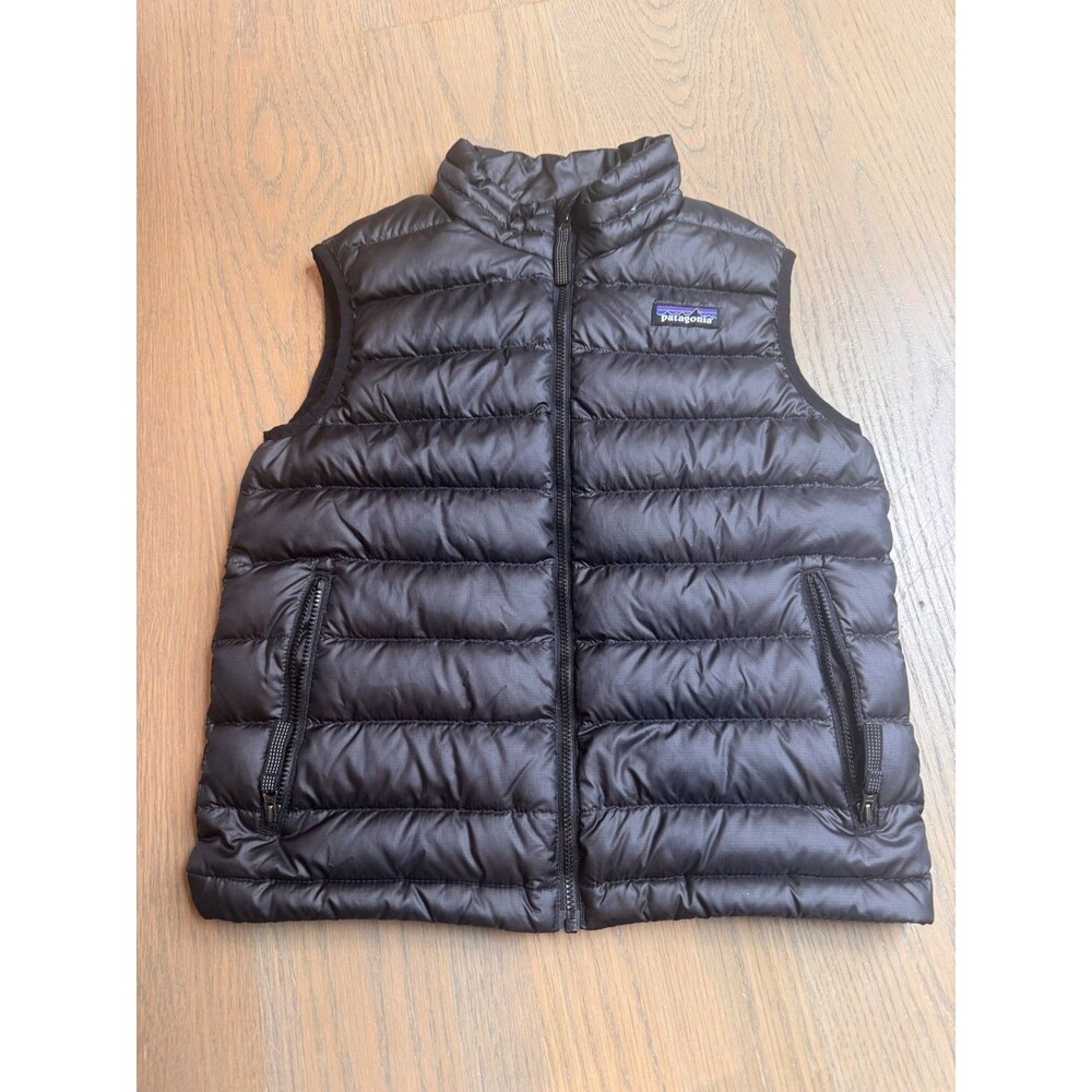 Patagonia Kids Down Sweater Vest Size S 7-8 Black Puffer Boys Girls pristine